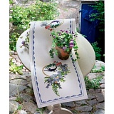 Купить недорого   Набор для вышивания Anchor: дорожка "Bird & Blue Flowers Runner" 28*80см, MEZ Венгрия, 9240000-03103  в интернет магазине Фэмили хоби
